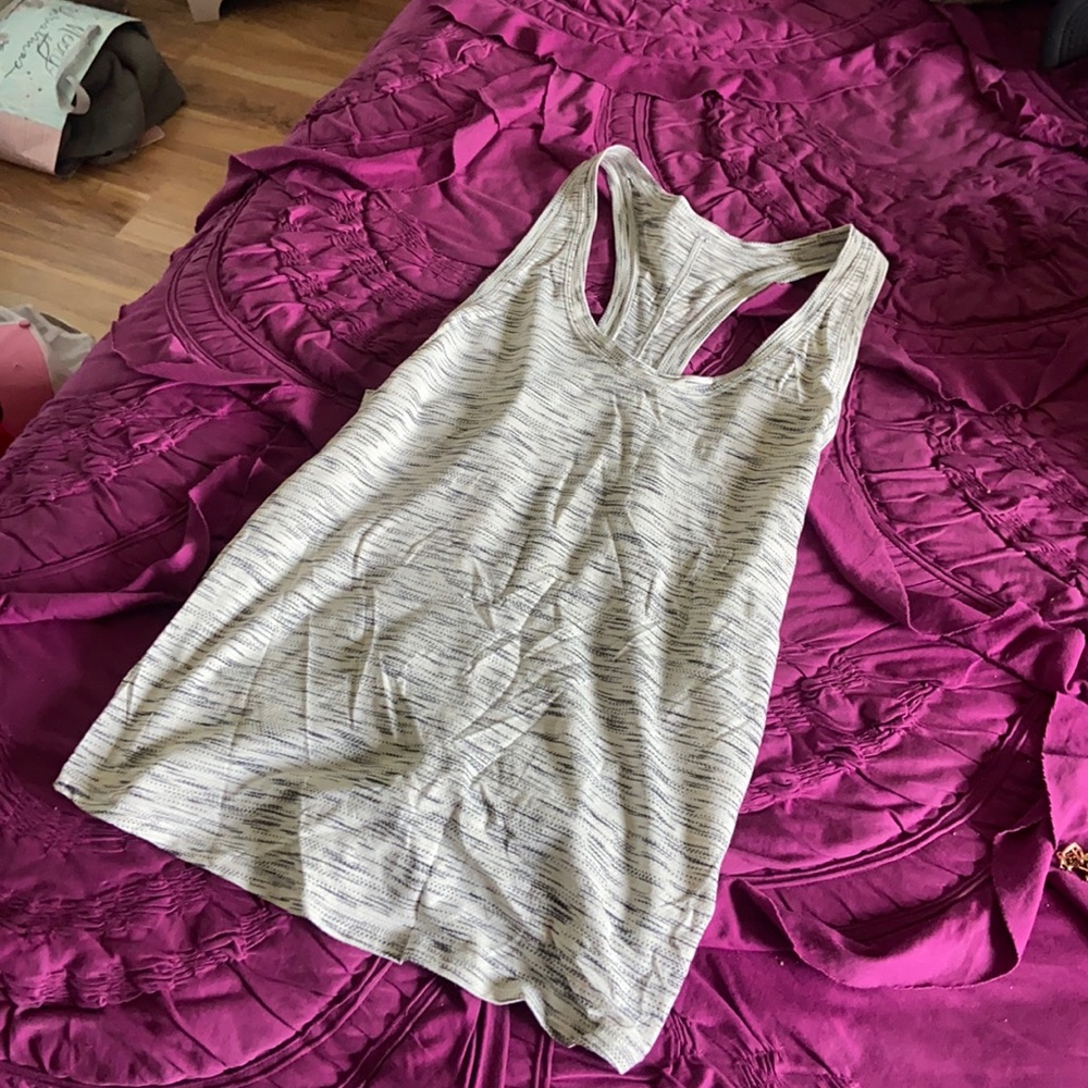 Lululemon tank top
